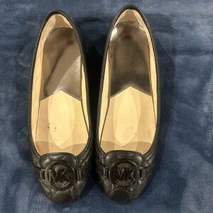 Michael Kors pleated black ballet flats. Size 7